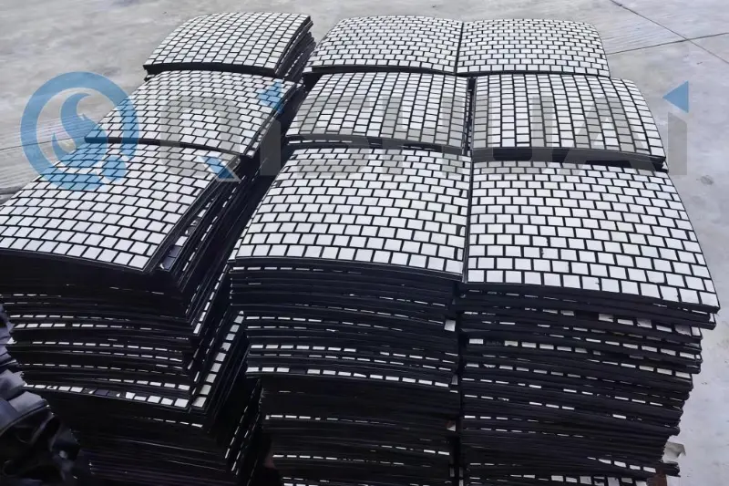 Rivestimenti antiusura in gomma ceramica Shandong Qishuai: una soluzione unica per le esigenze di approvvigionamento industriale resistente all'usura